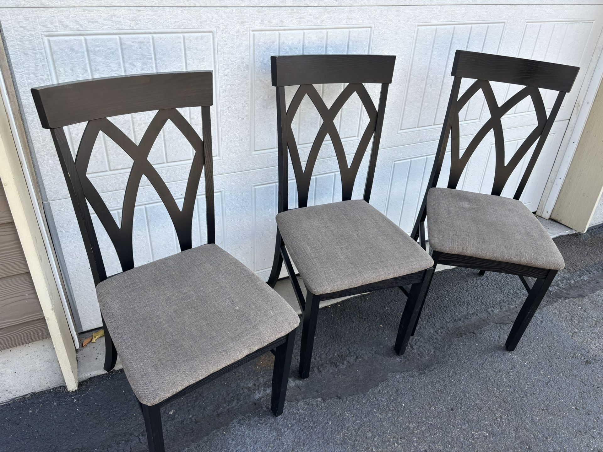 3 Chairs Wood