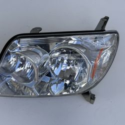 2003 2004 2005 Toyota 4Runner Headlight Left Driver Side 