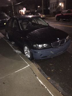 2005 BMW 325i