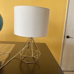 White Lamp Like New