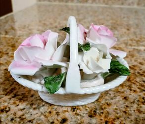 Vintage Mary Jane Fine  Bone Vhina floral basket ~ England