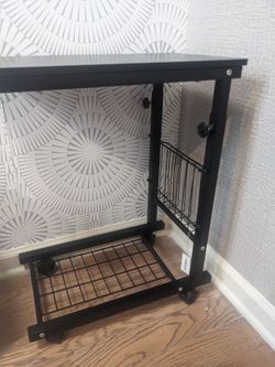 Rolling Side Table/Desk 