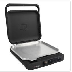 Portable Induction Heating Electric Grill Griddle in Black