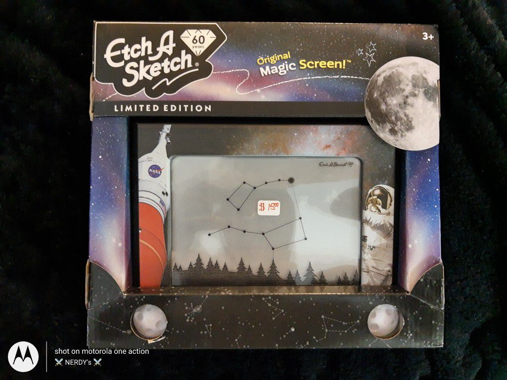 Etch-a-Sketch N.A.S.A. Limited Edition (Brand New)