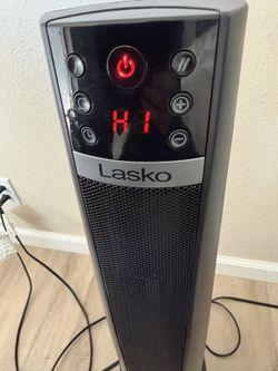 Lasko 32" Digital Ceramic Tower Heater (black, model CT32791)