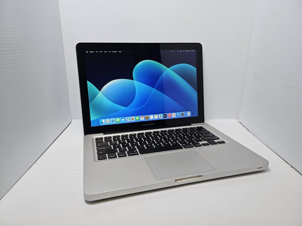 Apple MacBook Pro 13.3" Laptop