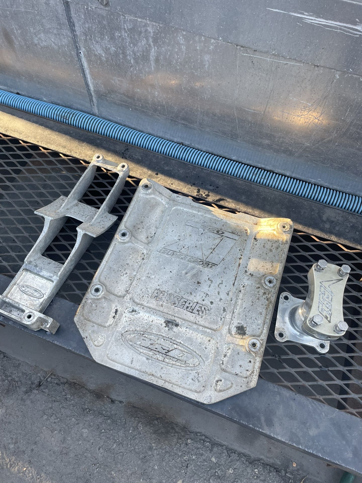 Kawasaki Xi Super Sports Parts