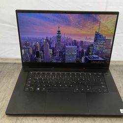 Razer Blade 15 AdvancedSuper Gaming Laptop