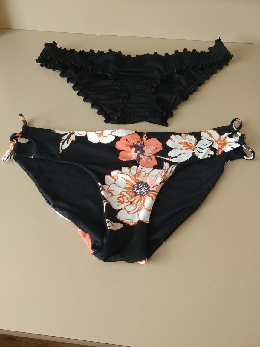 2 Bikini Bottoms