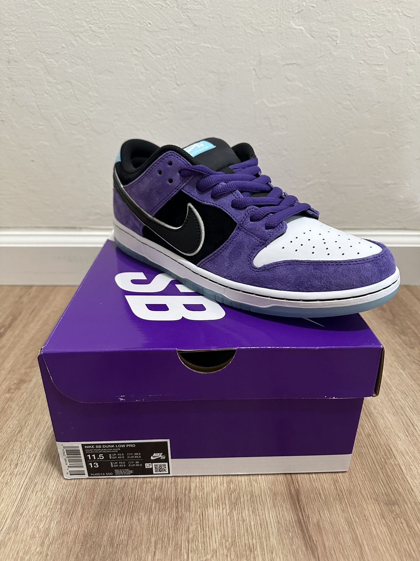 DS Nike SB Dunk Low Hayley Wilson Size 11.5