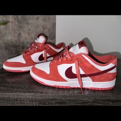 Women’s Nike Dunk Low Panda trainers