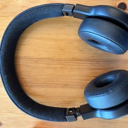 JBL LIVE675 NC Noise Canceling Headphones 