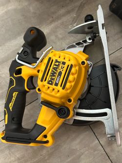 Circular saw and hammer drill -tools 2 piece