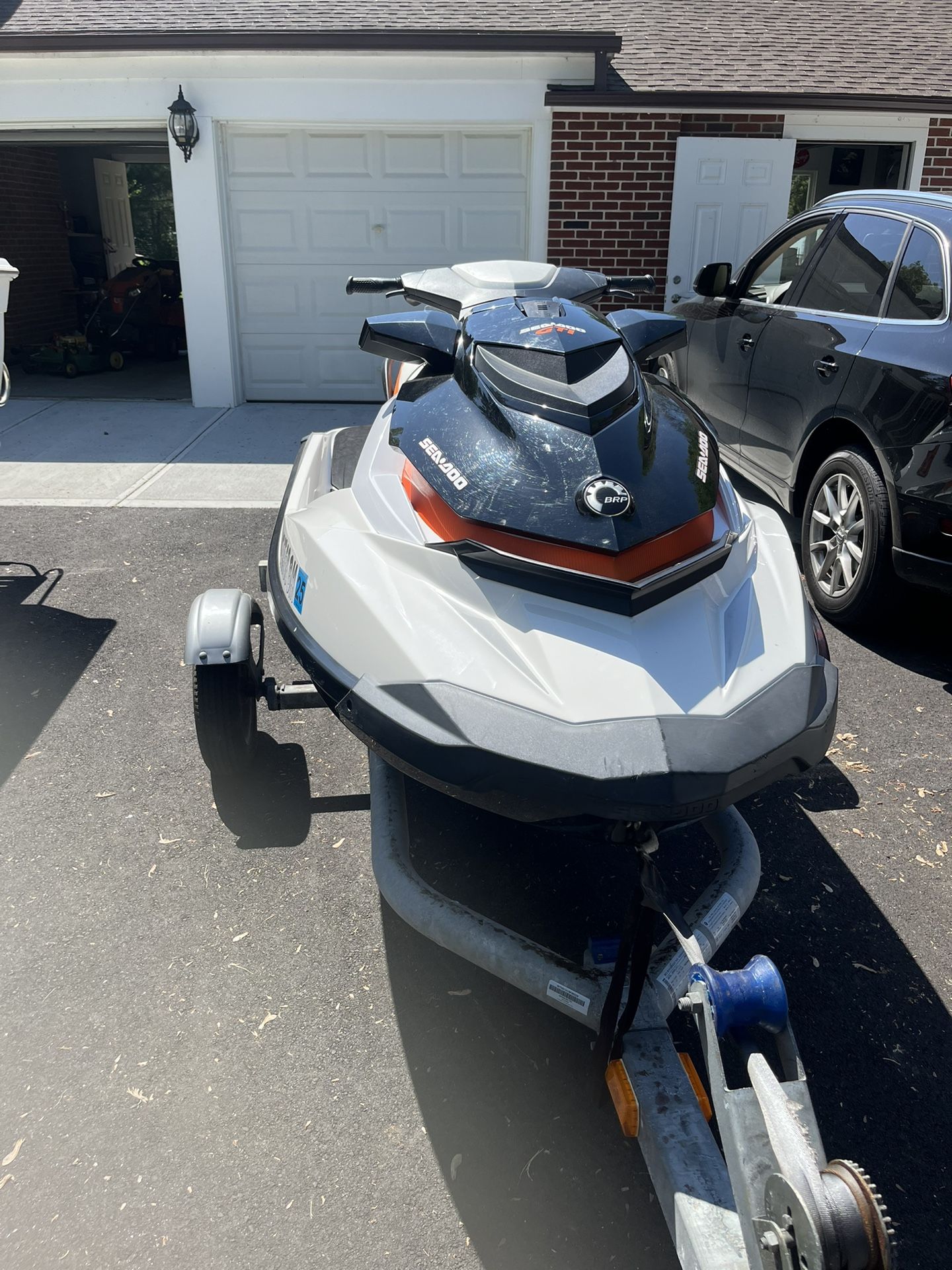 Jet ski Seadoo GTI 130 with Trailer