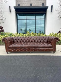 Rh Chesterfield Churchill 8 Ft Sofa