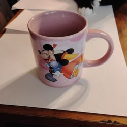 Vintage Disney Mickey Mouse Minnie Mouse Kissing Coffee Mug