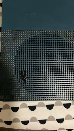 Xbox one S (damaged, broken hdmi port) WILL NEGOTIATE