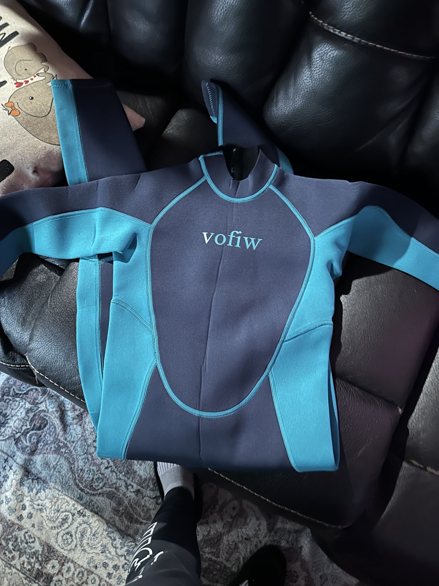 Kids Wetsuit Size 12 New In Bag 