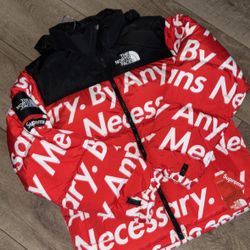 SUPREME X NORTH FACE PUFFER