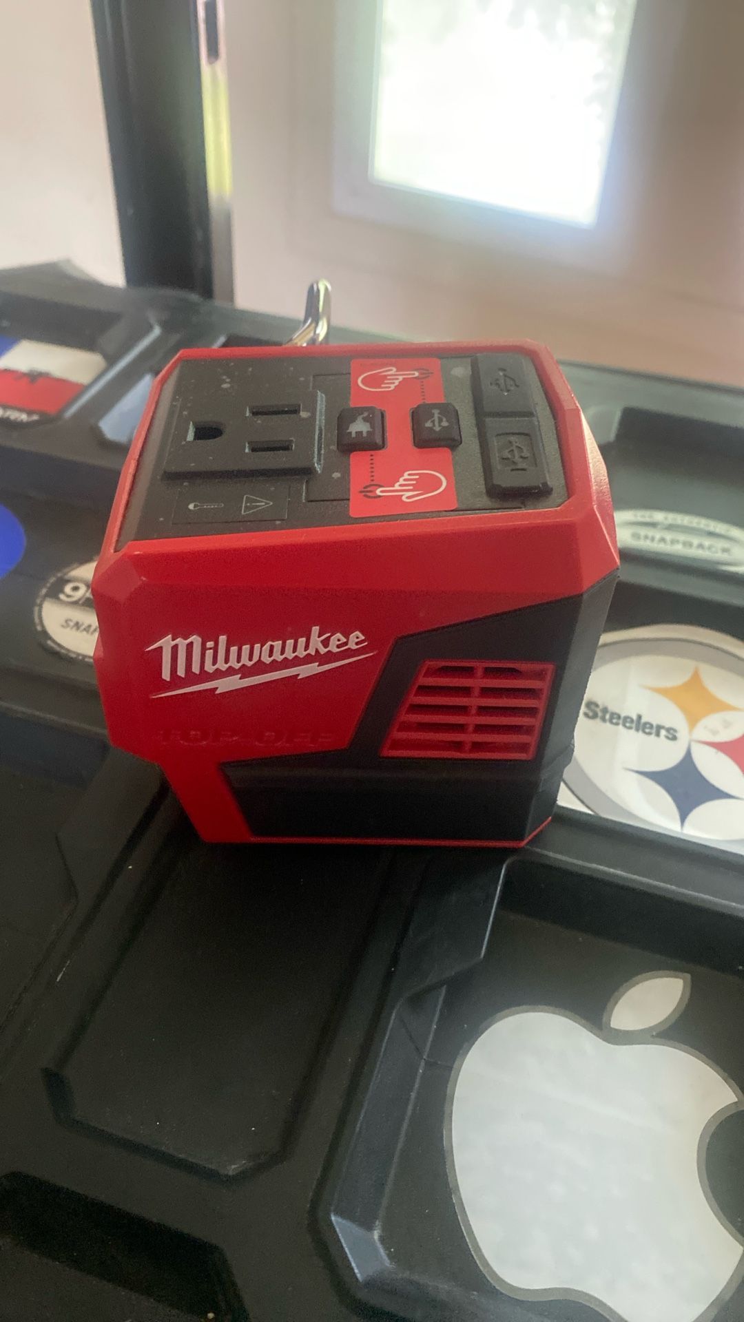 Milwaukee Power Supply
