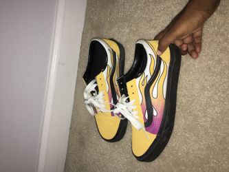 Old skool vans size 5.5