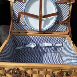 Vintage Picnic Basket