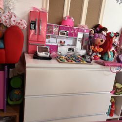 Miniature Kitchen, Stove And Fridge 