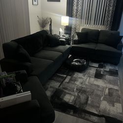 Full Couch Set With End Table