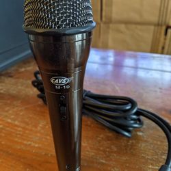 Microphone 