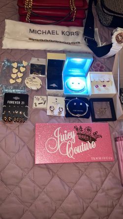 Mixed Jewelry and Accessories Lot