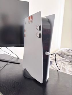 Ps5 slim console w stand + controller