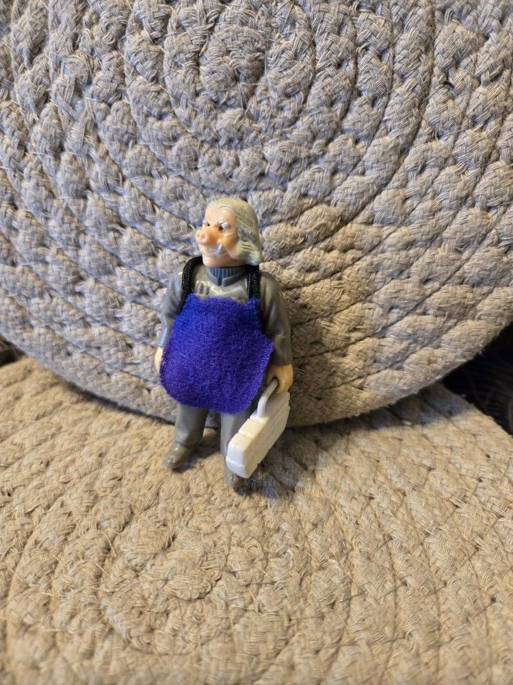 Star Wars Vintage 1980 Ugnaught Action Figure (Loose, Blue Smock)