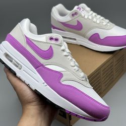 Womens Nike Air Max 1 Size 9 Pink White New
