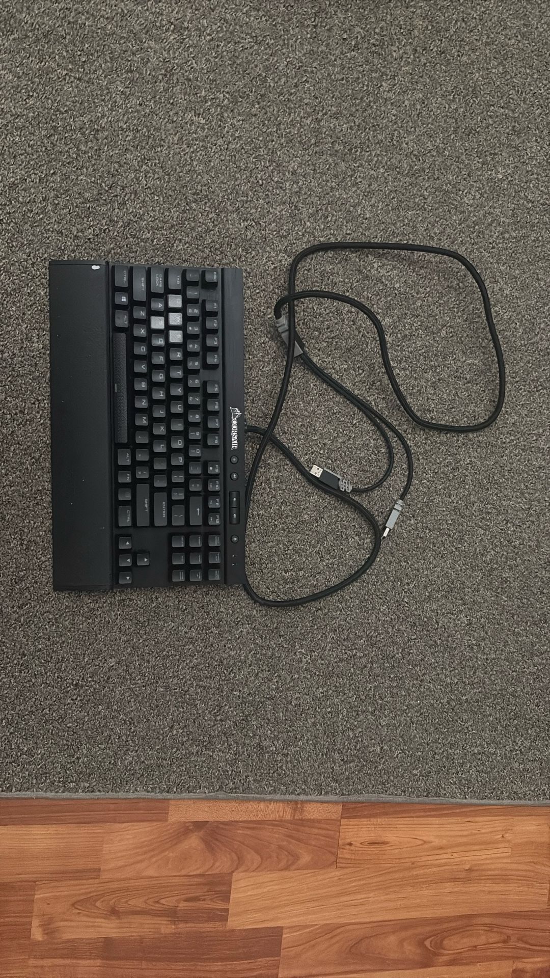 Corsair k70 Lux