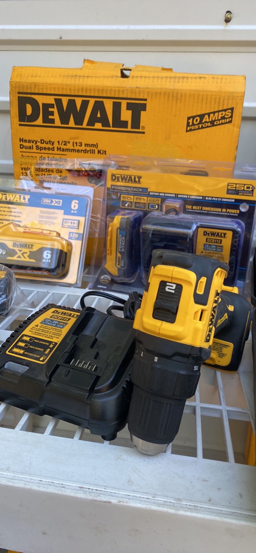 New tools, in good condition. Prices vary, ranging from $50 -$ 99 to $580 . There is a one month warranty , the money is not returned, only credit