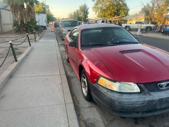 2000 Ford Mustang