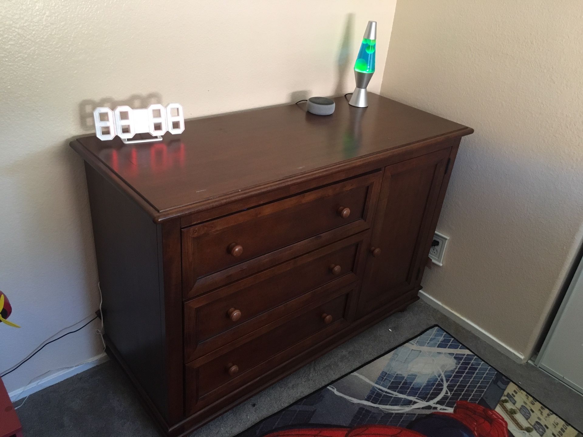 Kids dresser/ diaper changing table