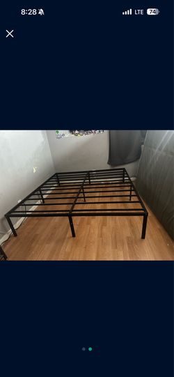 King bed frame god conditions