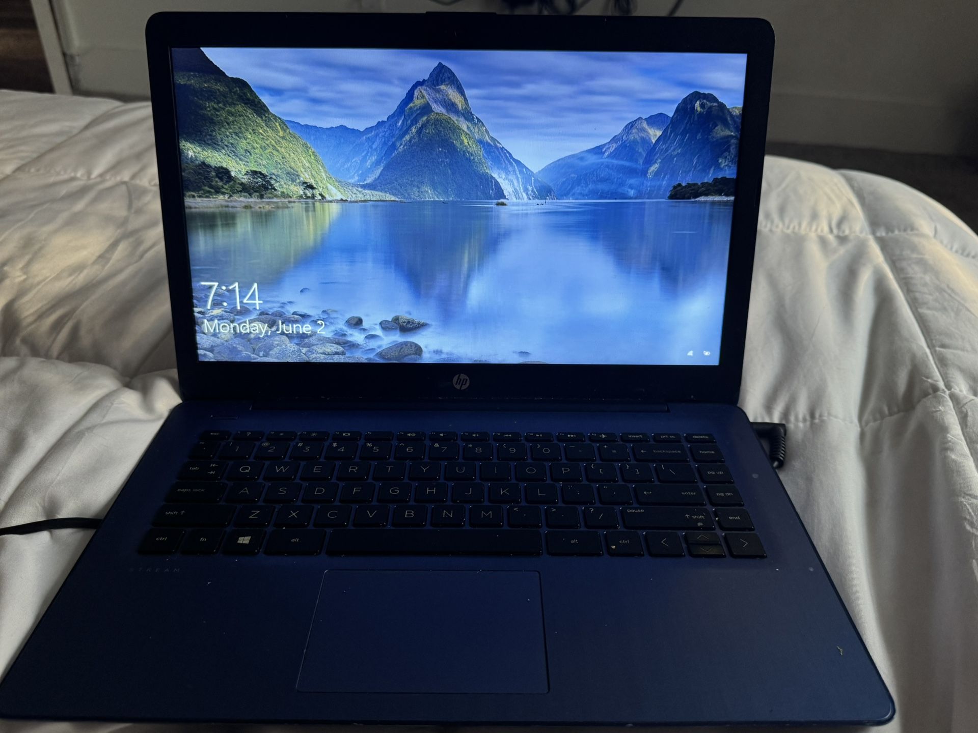 HP LAPTOP
