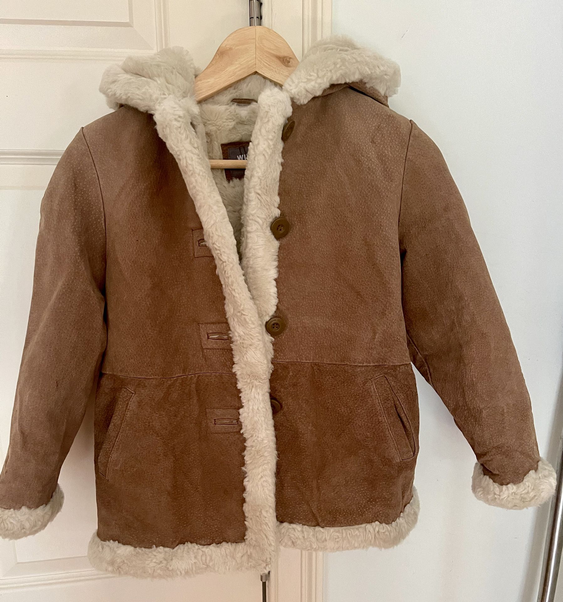 NWOT Wilson Kids Tan Suede Leather With Hood & Faux Fur, L