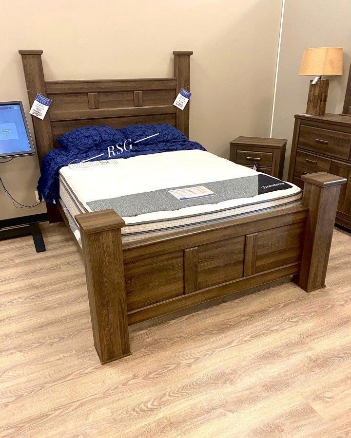 Master Bedroom Queen Size Bed//King Size Bed Frame///California King Bed 🛏️ Matching Dresser, Mirror, Nightstand, Chest, Mattress Available 