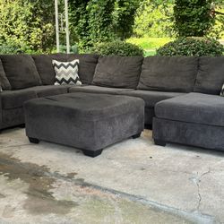 HAVERTYS PLUSH USED GRAY 3PC SECTIONAL SET & OTTOMAN…$499 OBO…ALL OFFERS WELCOME!