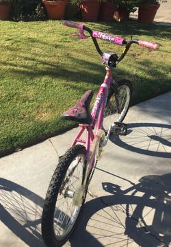 Girls bike
