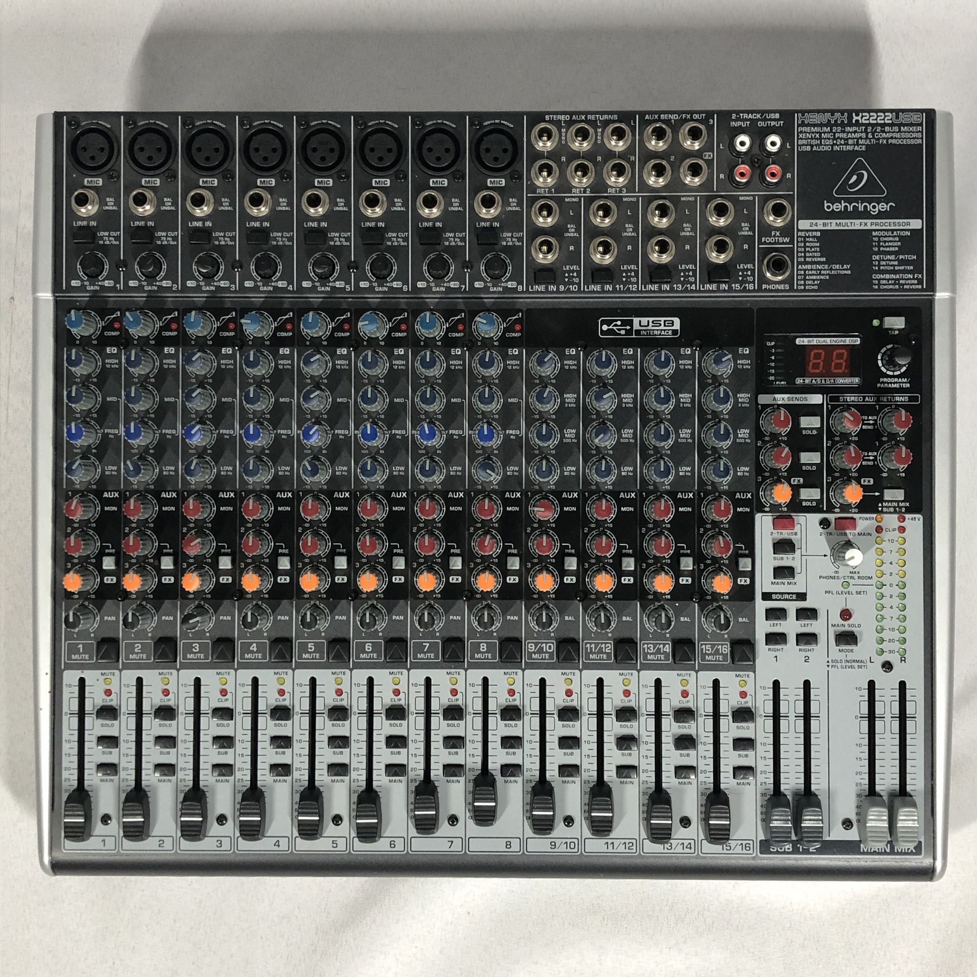 Behringer Xenyx X2222USB