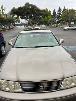 1999 Avalon TOYOTA LOW MILES