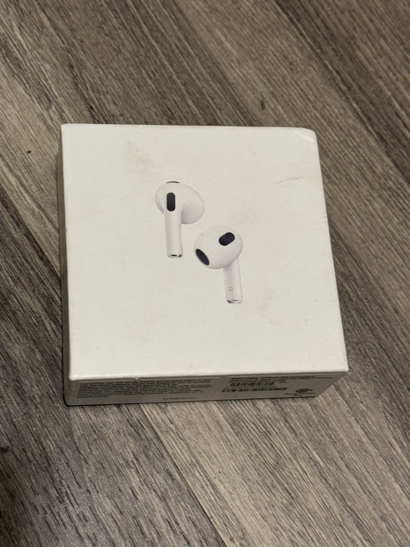 Air Pods Gen 3