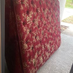 Queen Mattress And Box Springs