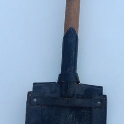 WW2 GERMAN SHOVEL