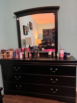 Dresser with mirror