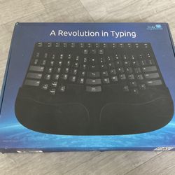 Truly Ergonomic Keyboard (TEK-N-207-US)